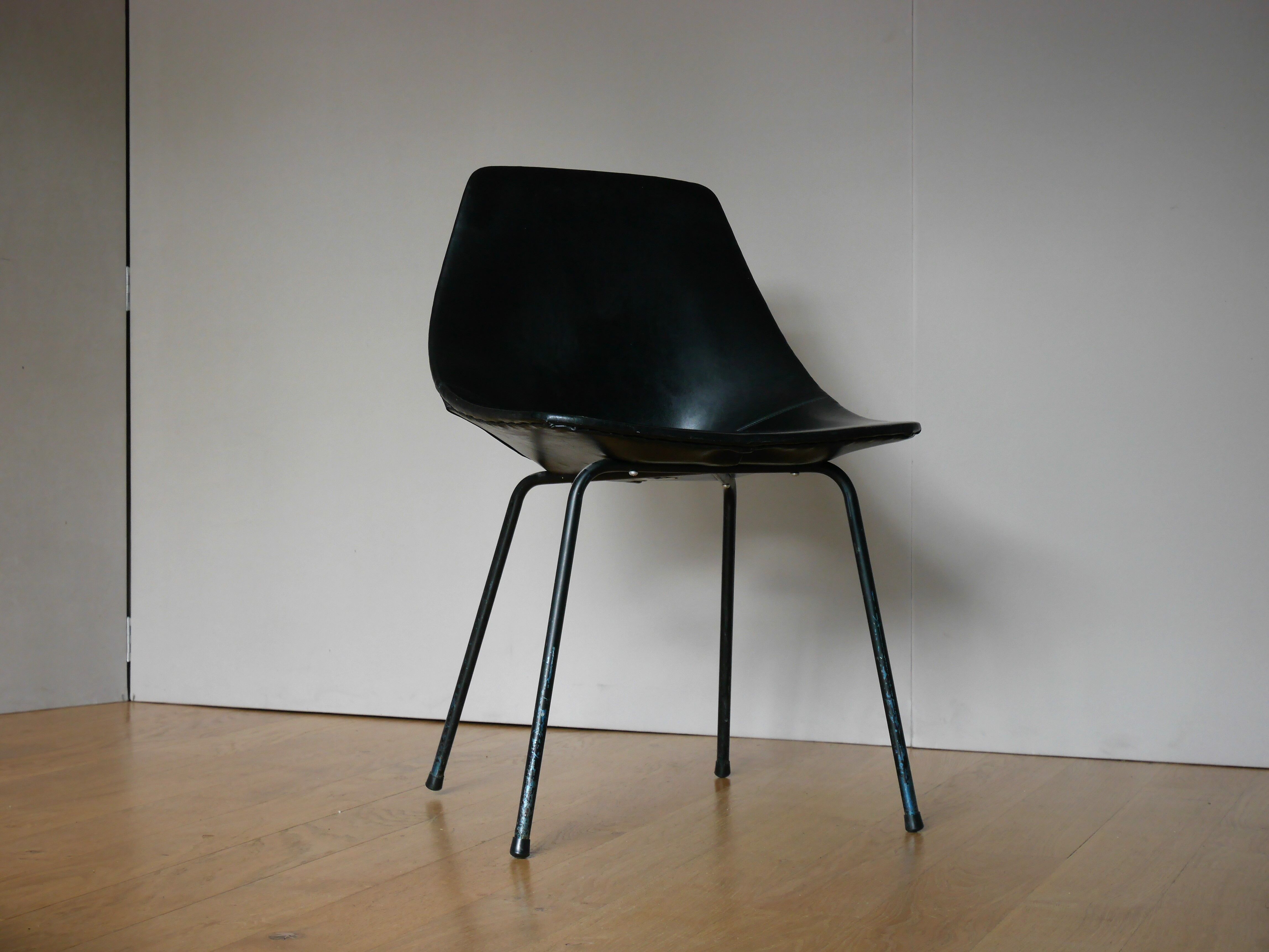 Pierre Guariche edition Steiner chair 1954