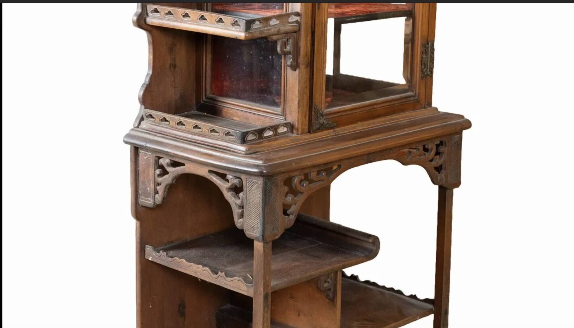 Bibliothèque vitrine  attribué à l'atelier Gabriel Viardot Fin XIXe
