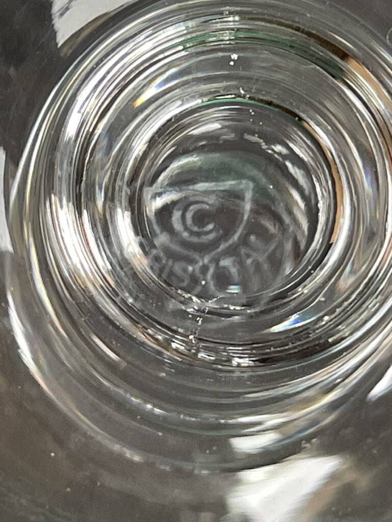 5 Wine Glasses – Stamped Blown Crystal