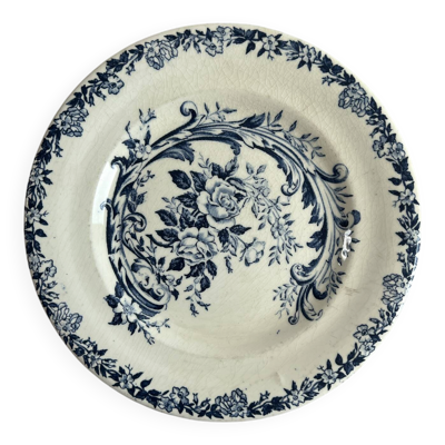 Assiette à dessert en terre de fer décor roses bleues