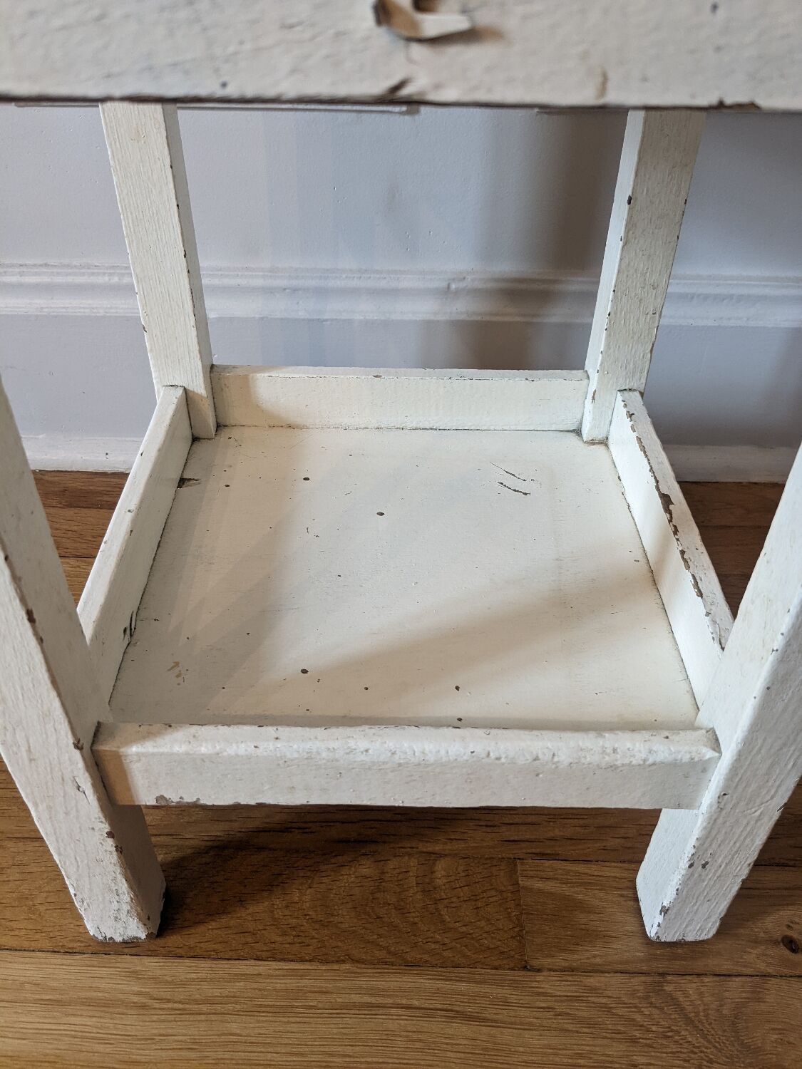 Vintage chest stool