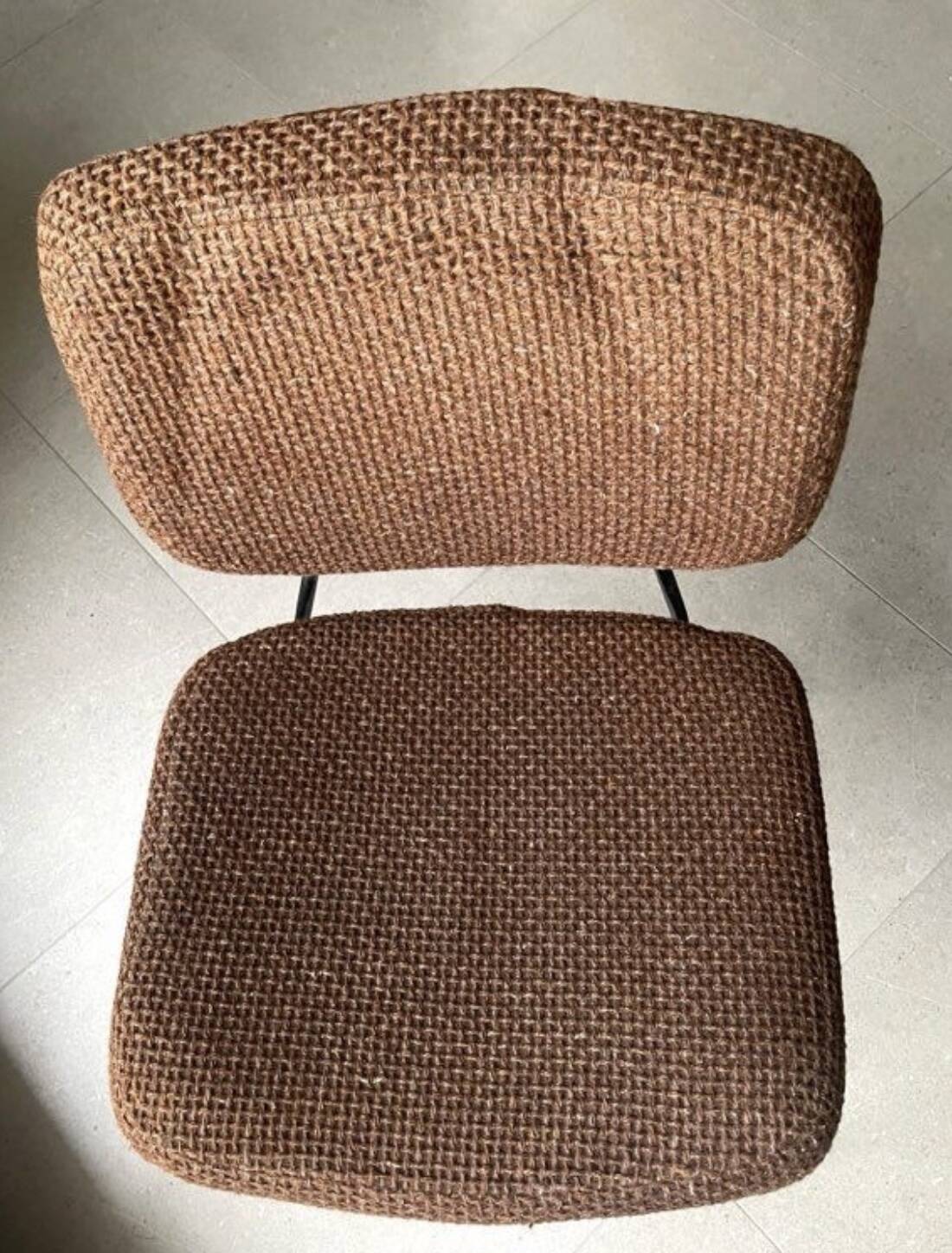 5 Pierre Paulin chairs