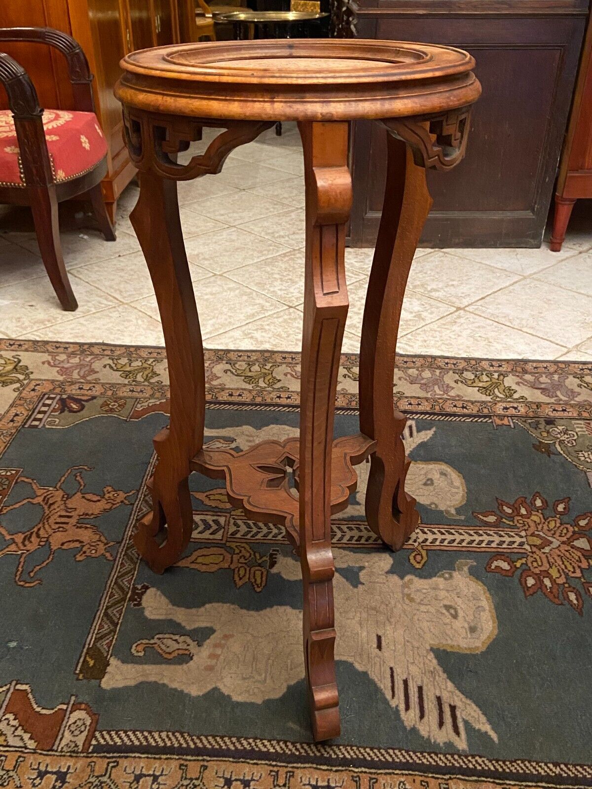 Selette pot holder late nineteenth early twentieth in solid beech style China Far East