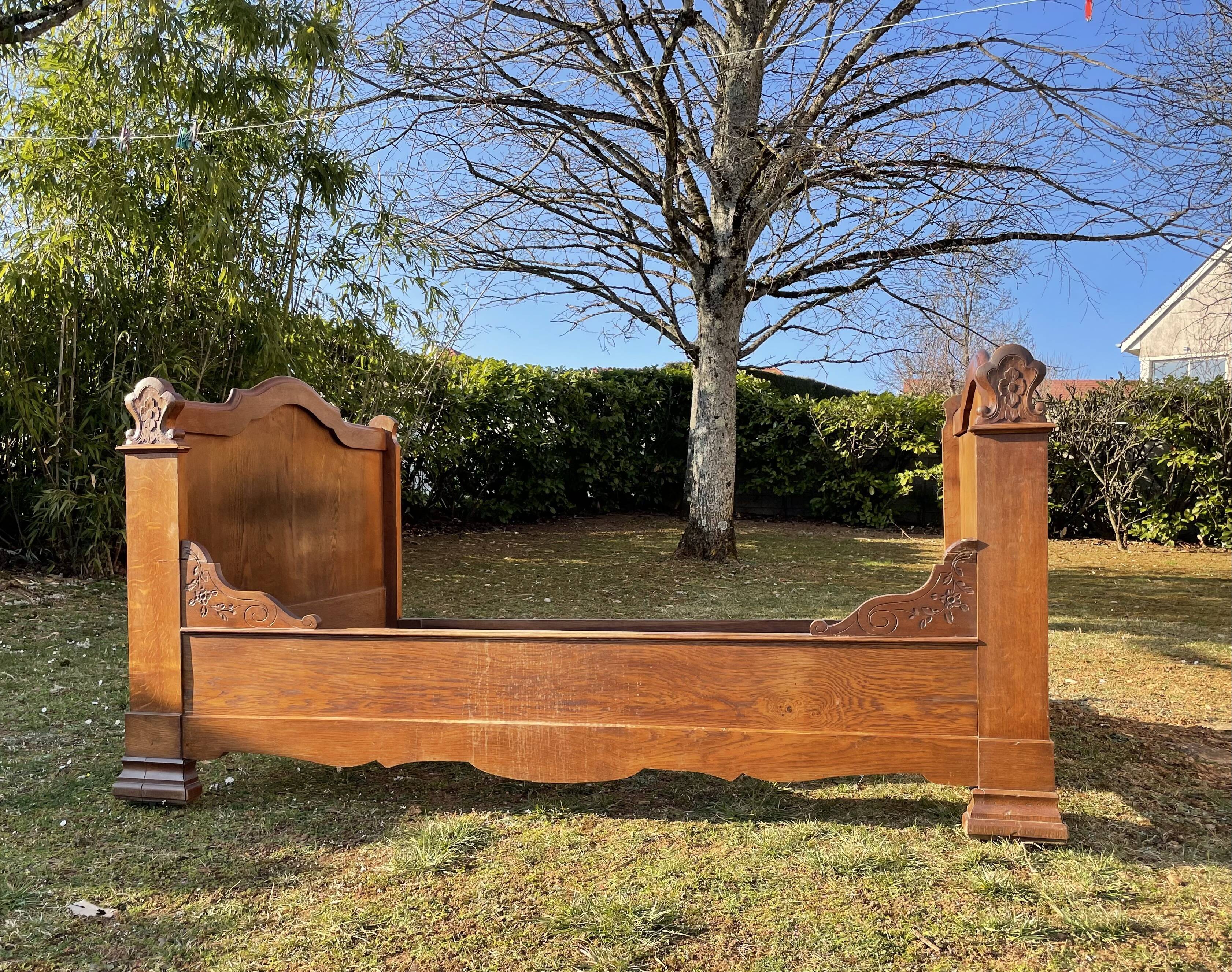 Lit Ancien Bois Massif