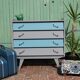 Commode vintage bleu rénovée