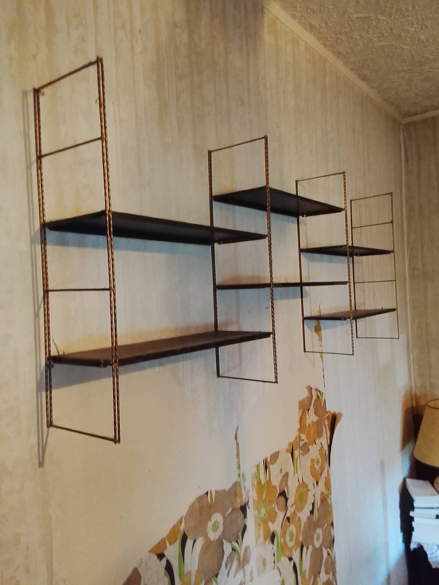 Wall shelf