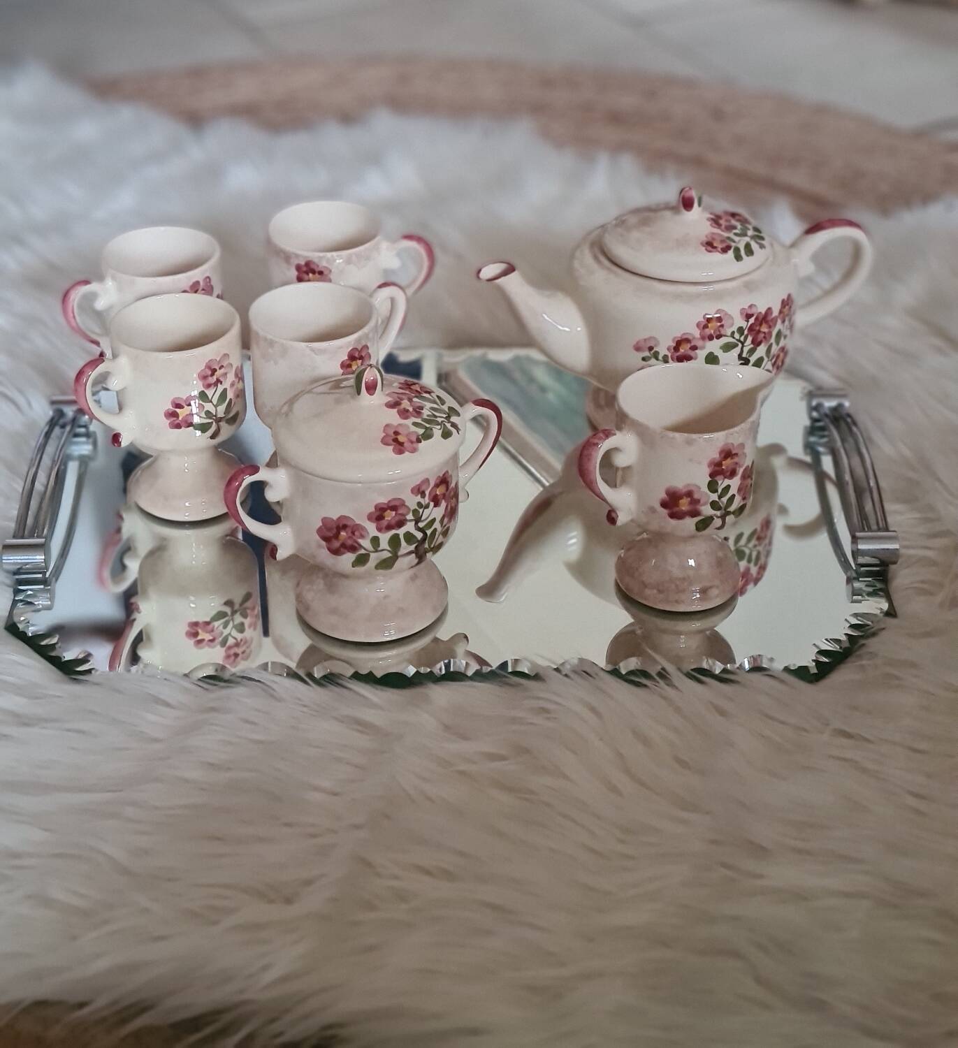 Artisanal ceramic coffee service