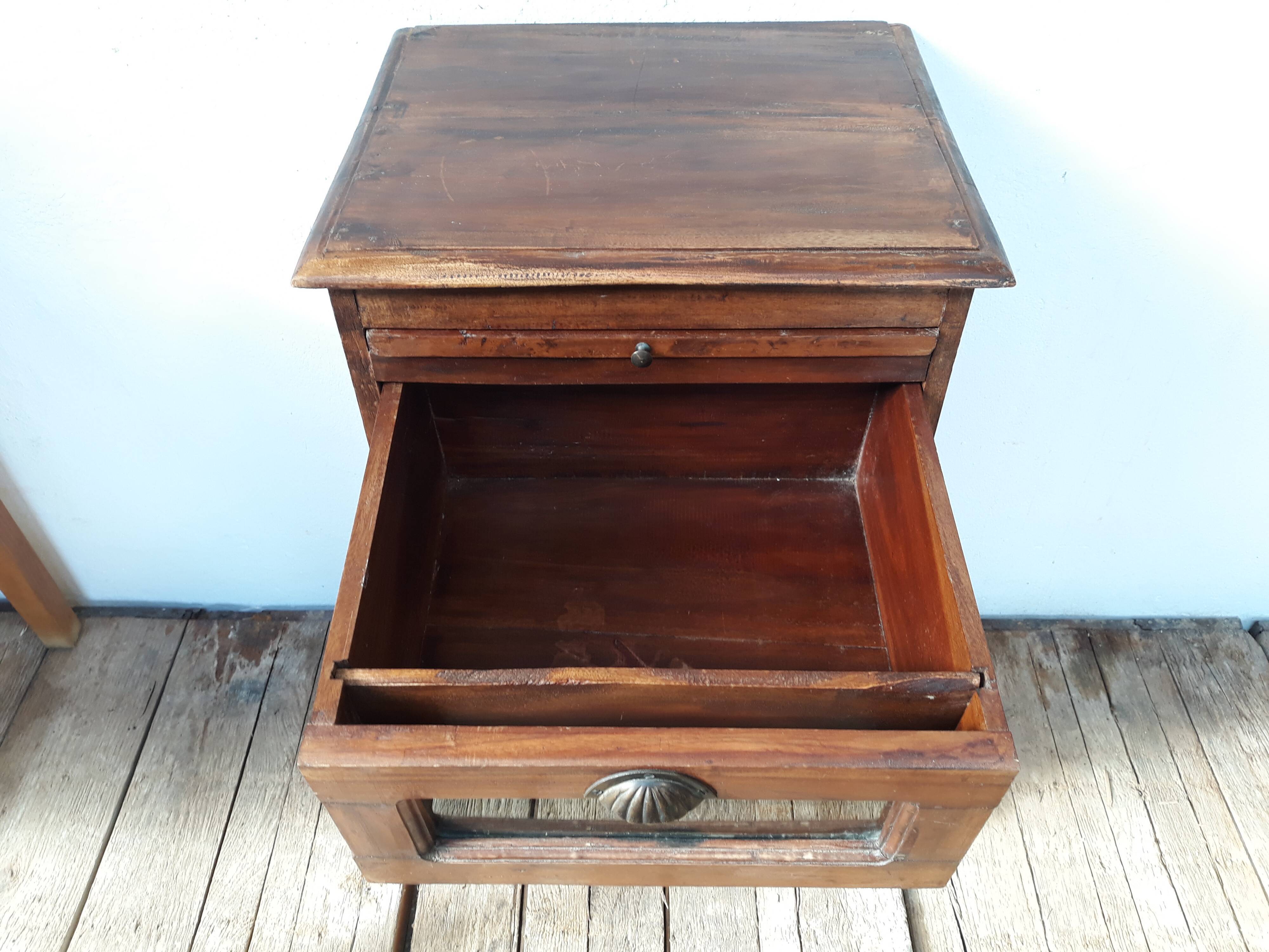 Feed store craft furniture