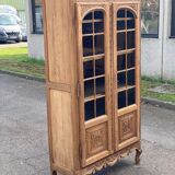 Renovated Parisian Art Deco display case in solid raw oak 112cm