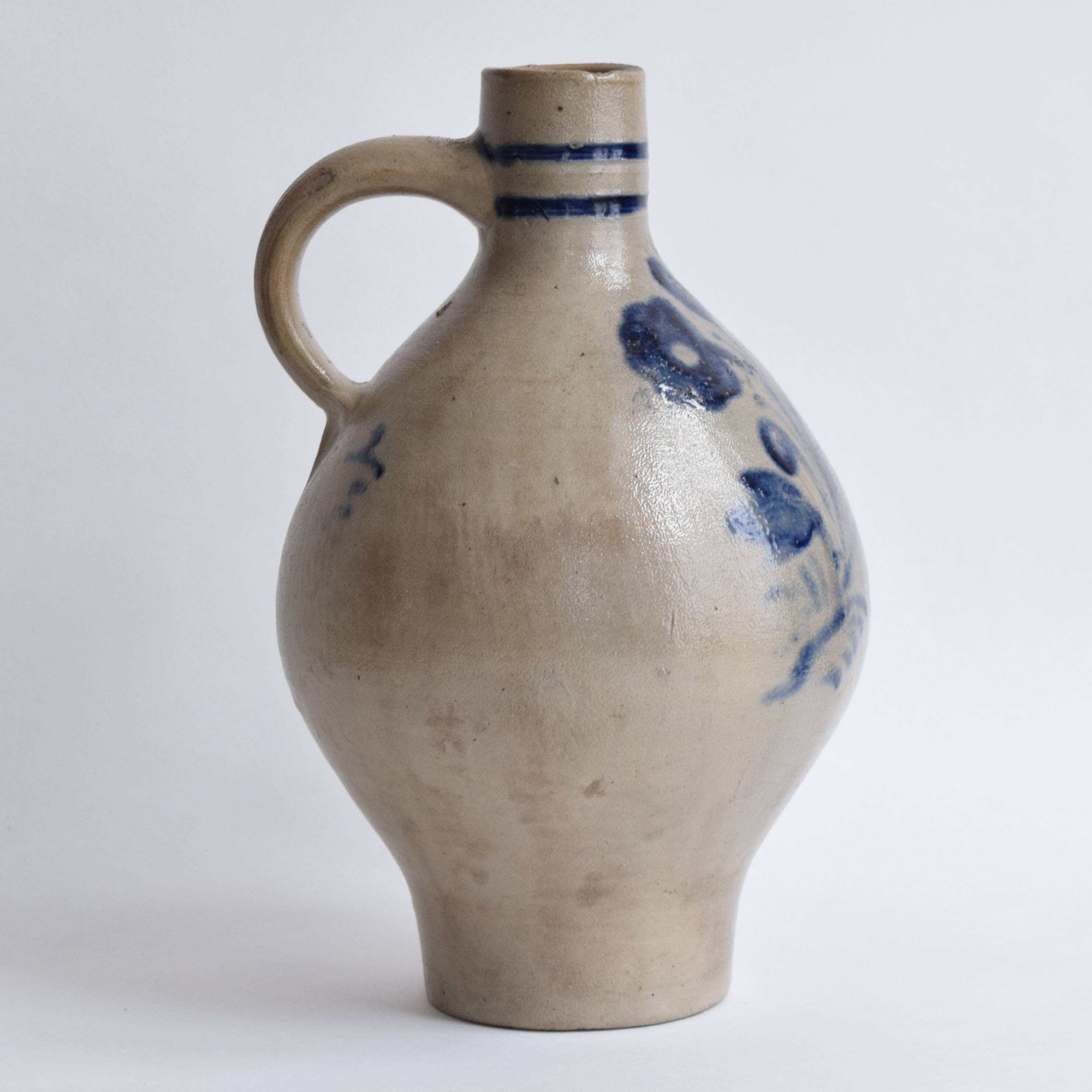 Old Alsatian sandstone jar - Betschdorf