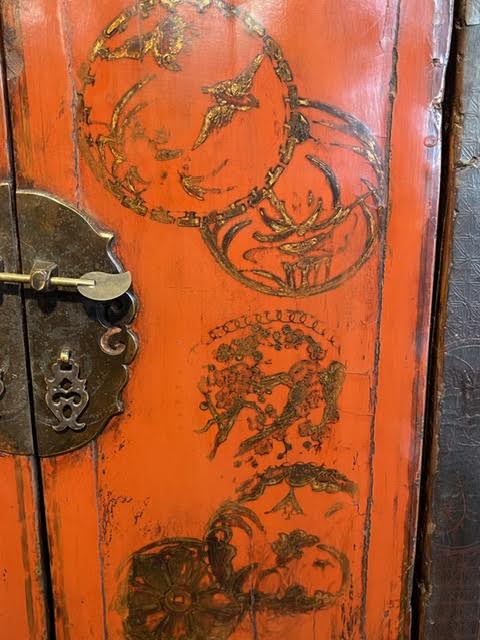 Antique Chinese buffet with 4 doors