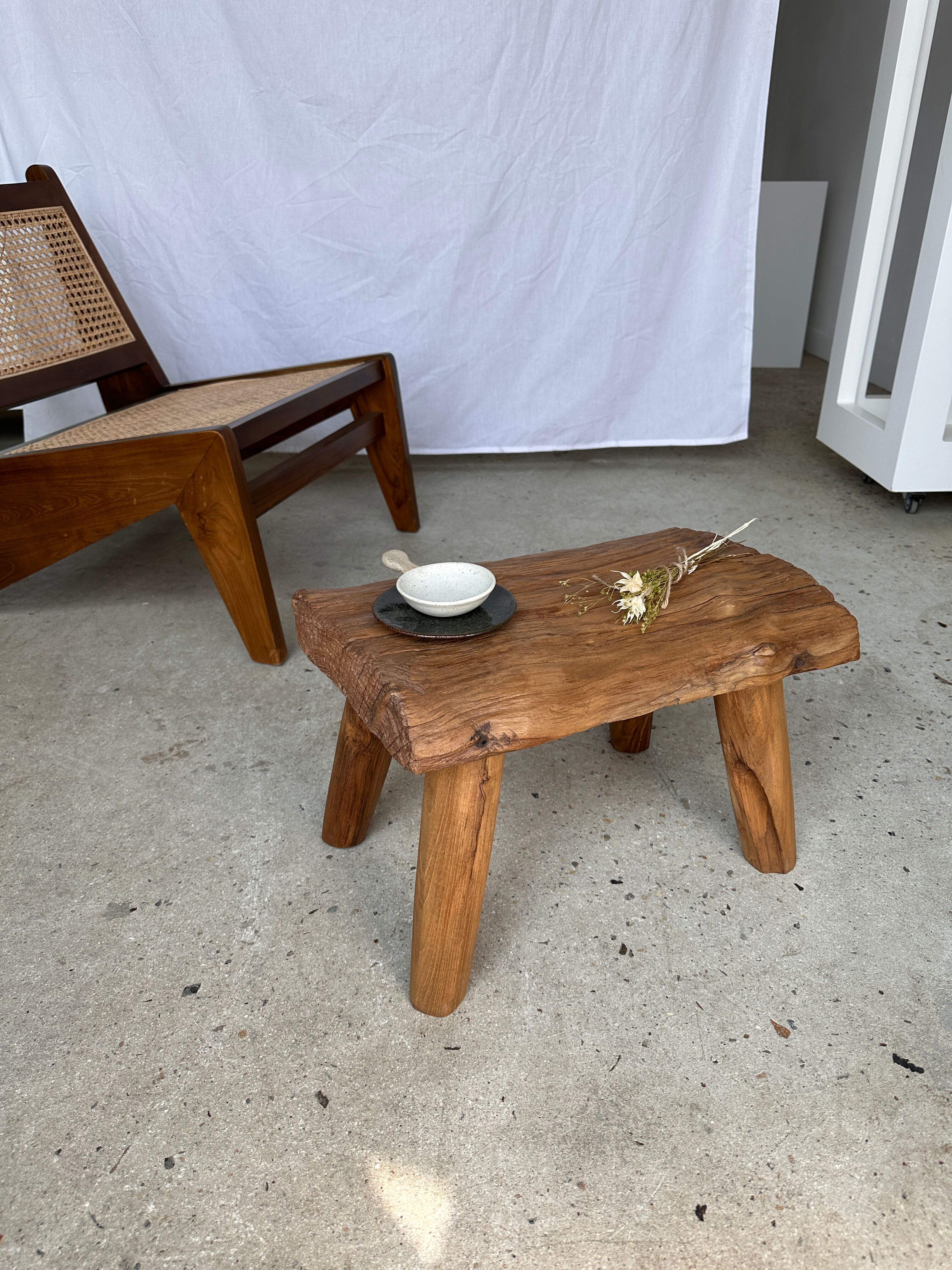 Small side table or stool in blond teak H:30 L43 l27