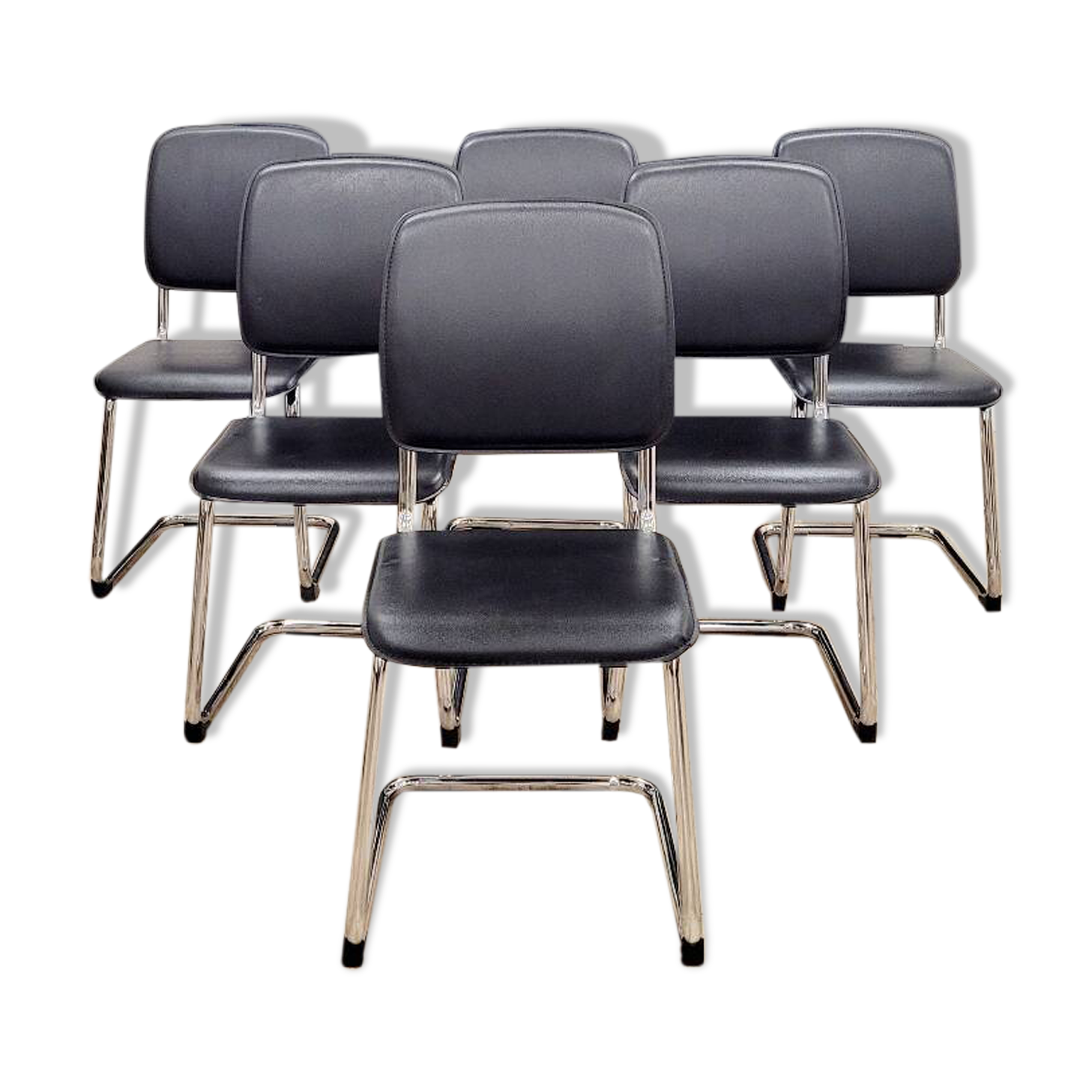 6 vintage chairs