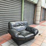 Henry Sooner leather armchair