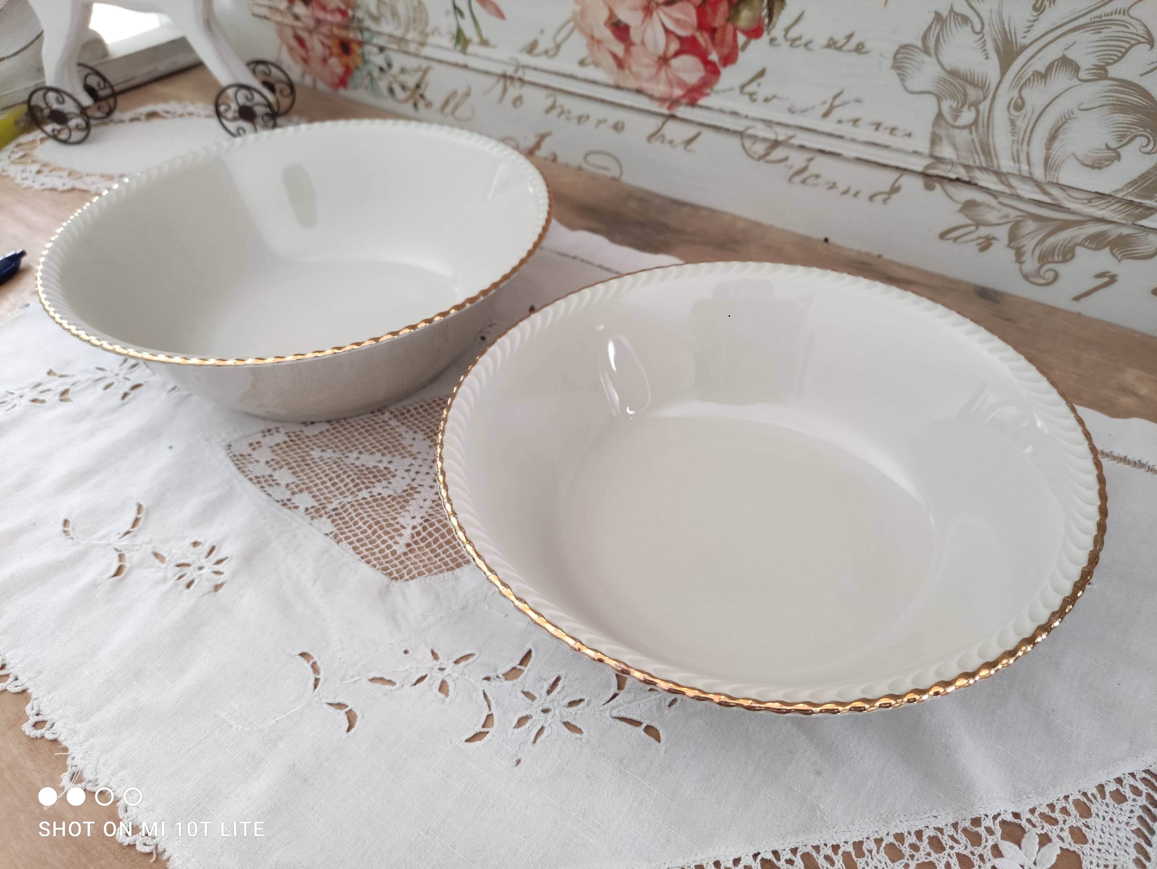 Set of 2 pull-out salad bowls in porcelain Bavaria beige bordered gold model Jutta