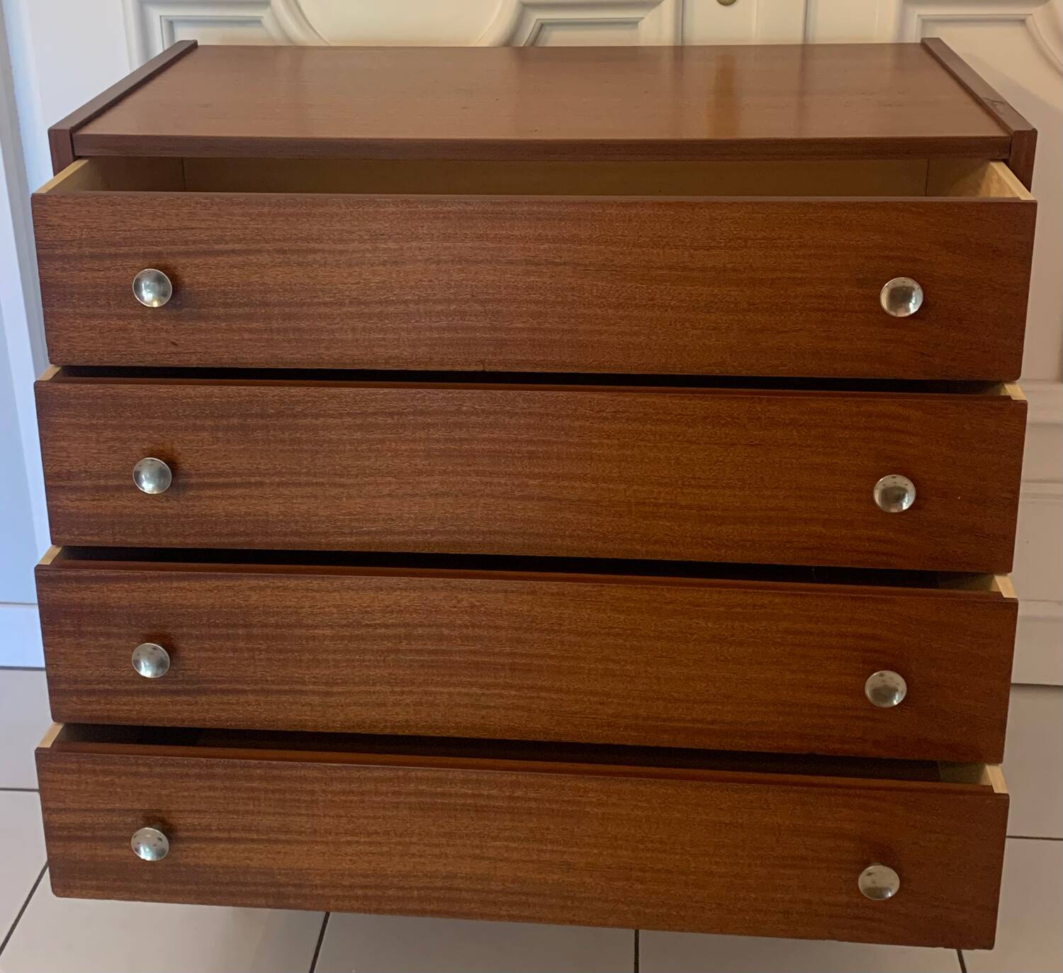 Commode vintage scandinave