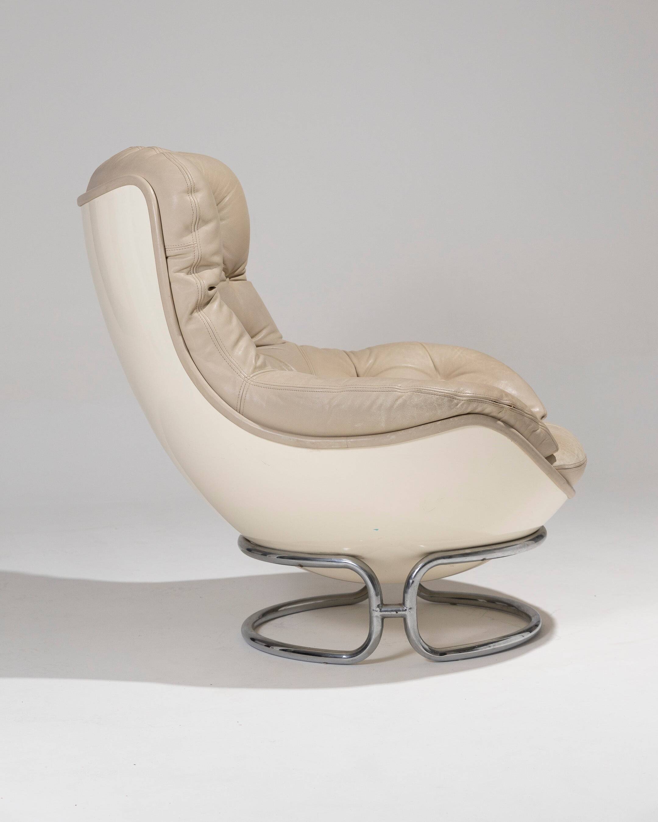 MICHEL CADESTIN KARATE LEATHER ARMCHAIR, 1970s
