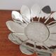 Vide poche fleur en métal