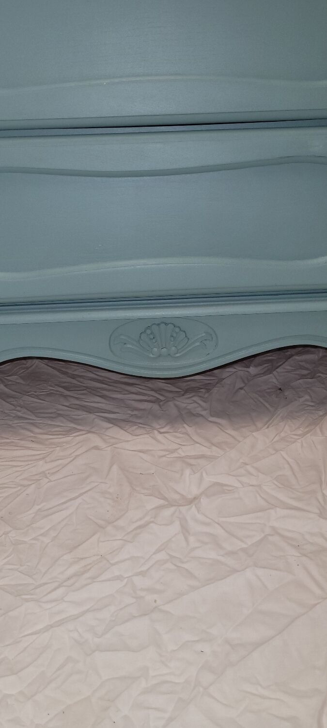 Louis xv style chest of drawers