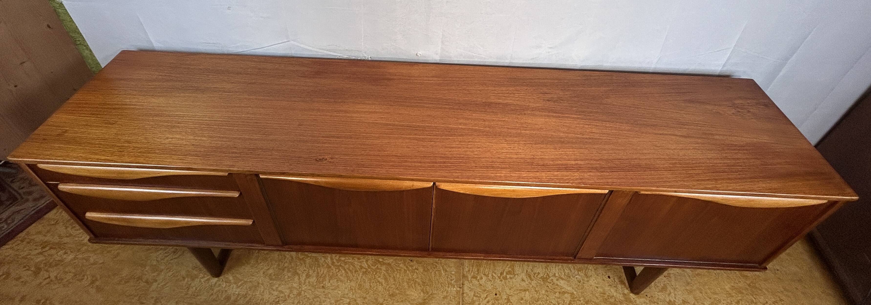 buffet danois en teck rétro vintage du milieu du siècle par Bramin – Design