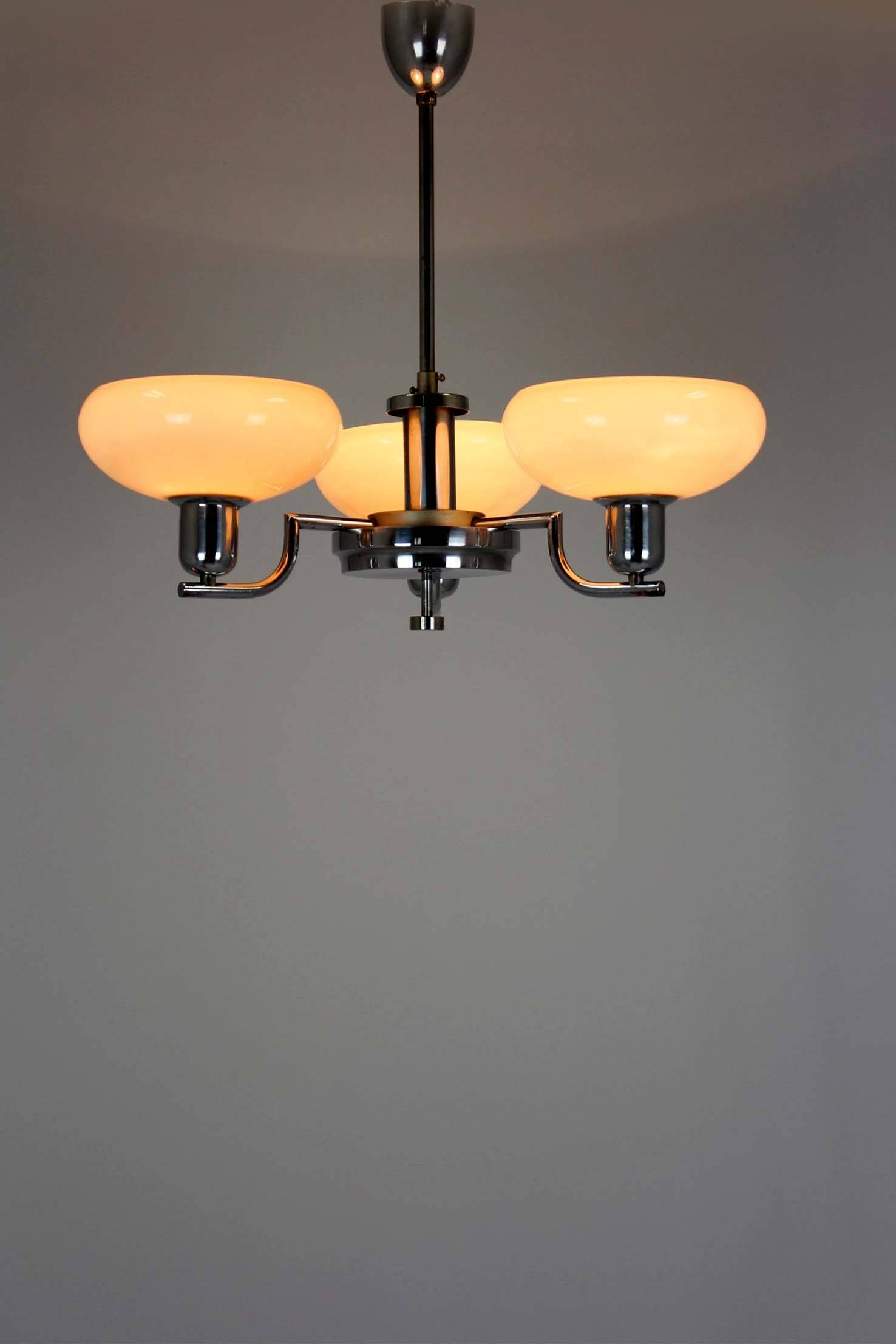 Lustre Art Déco Bauhaus chromé de Napako, ancienne Tchécoslovaquie, 1940