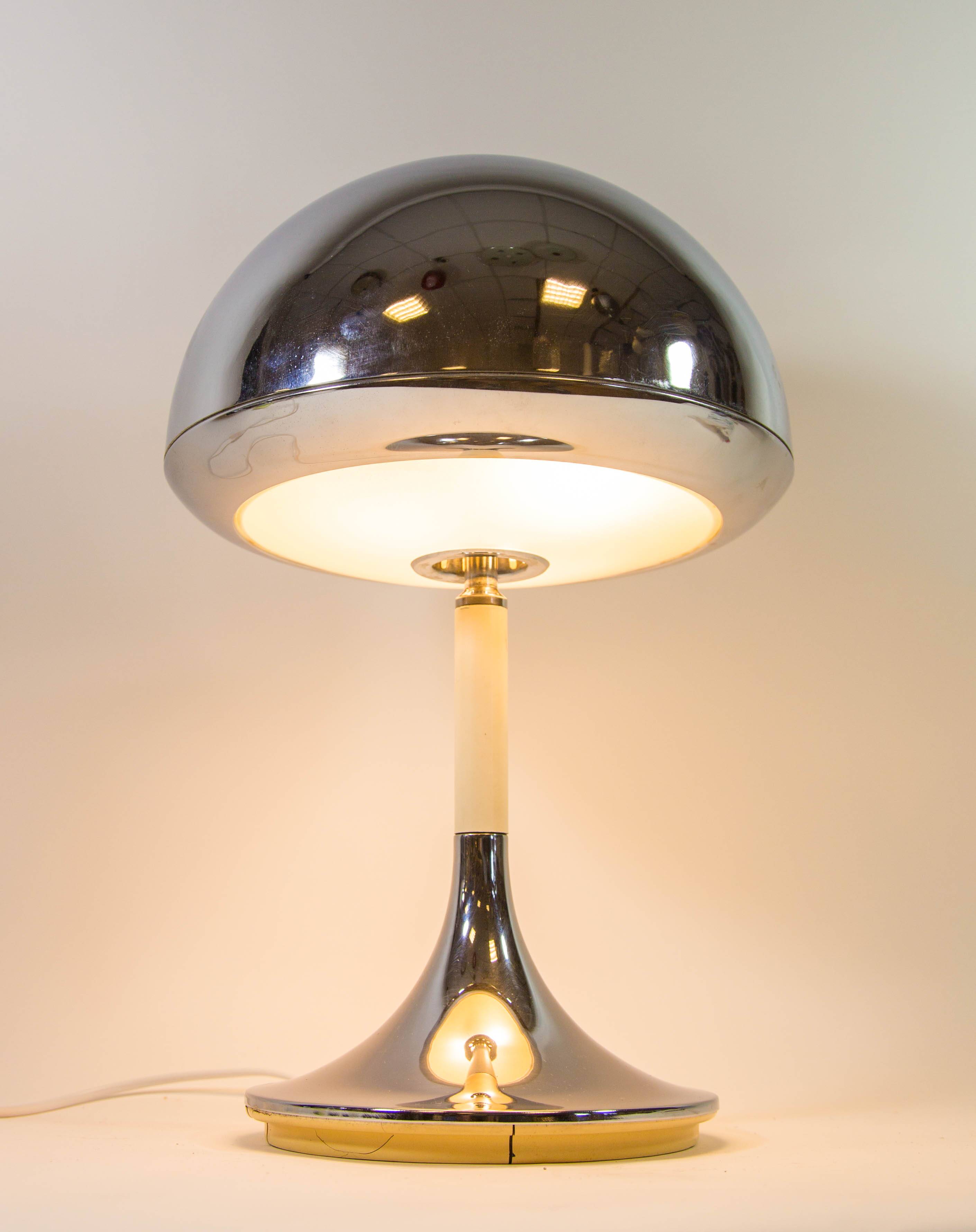 Space-age table lamp - Fase Madrid/Grin Luz - 2 available - vintage 60's