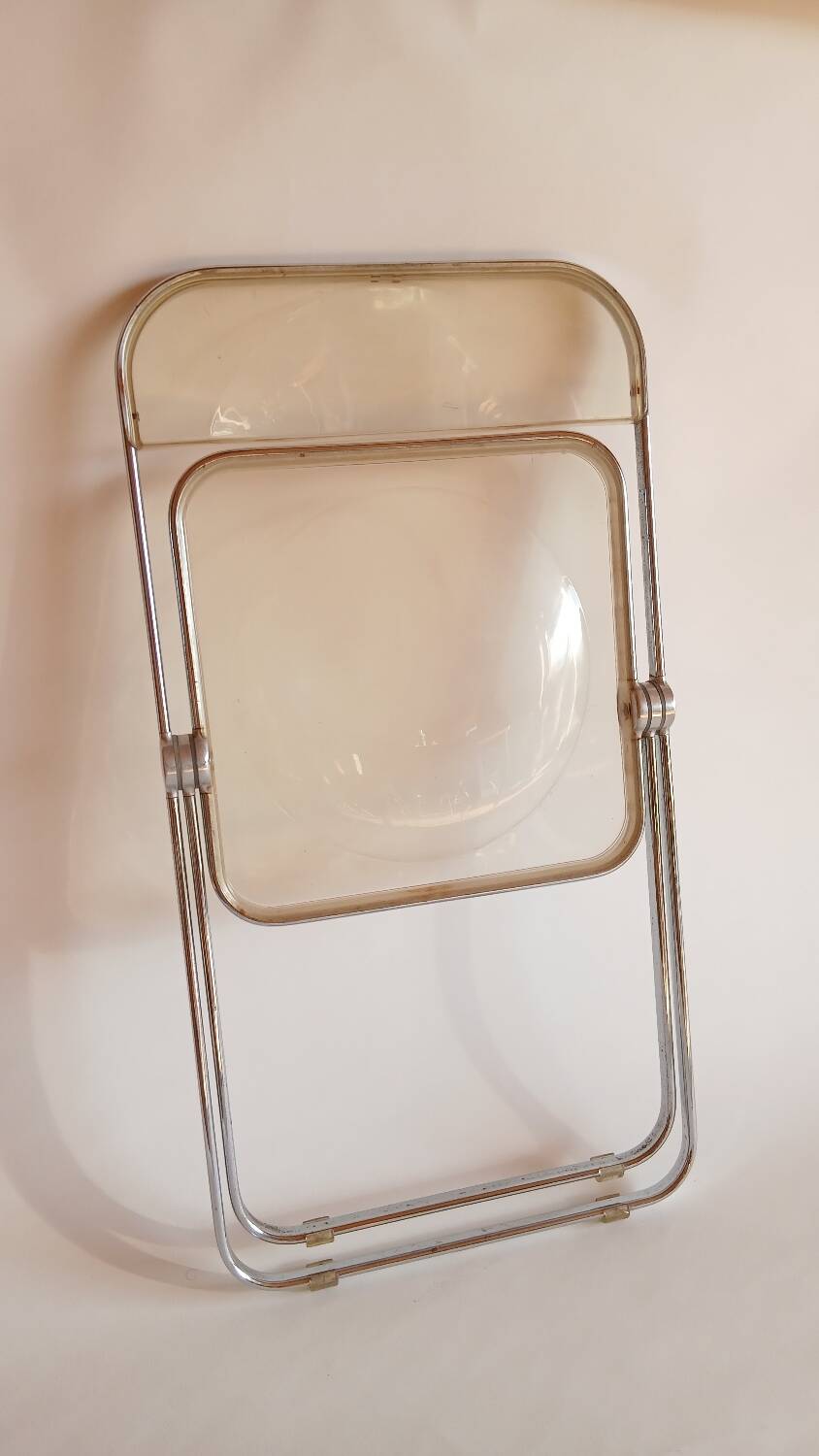 Plia chair by Giancarlo Piretti