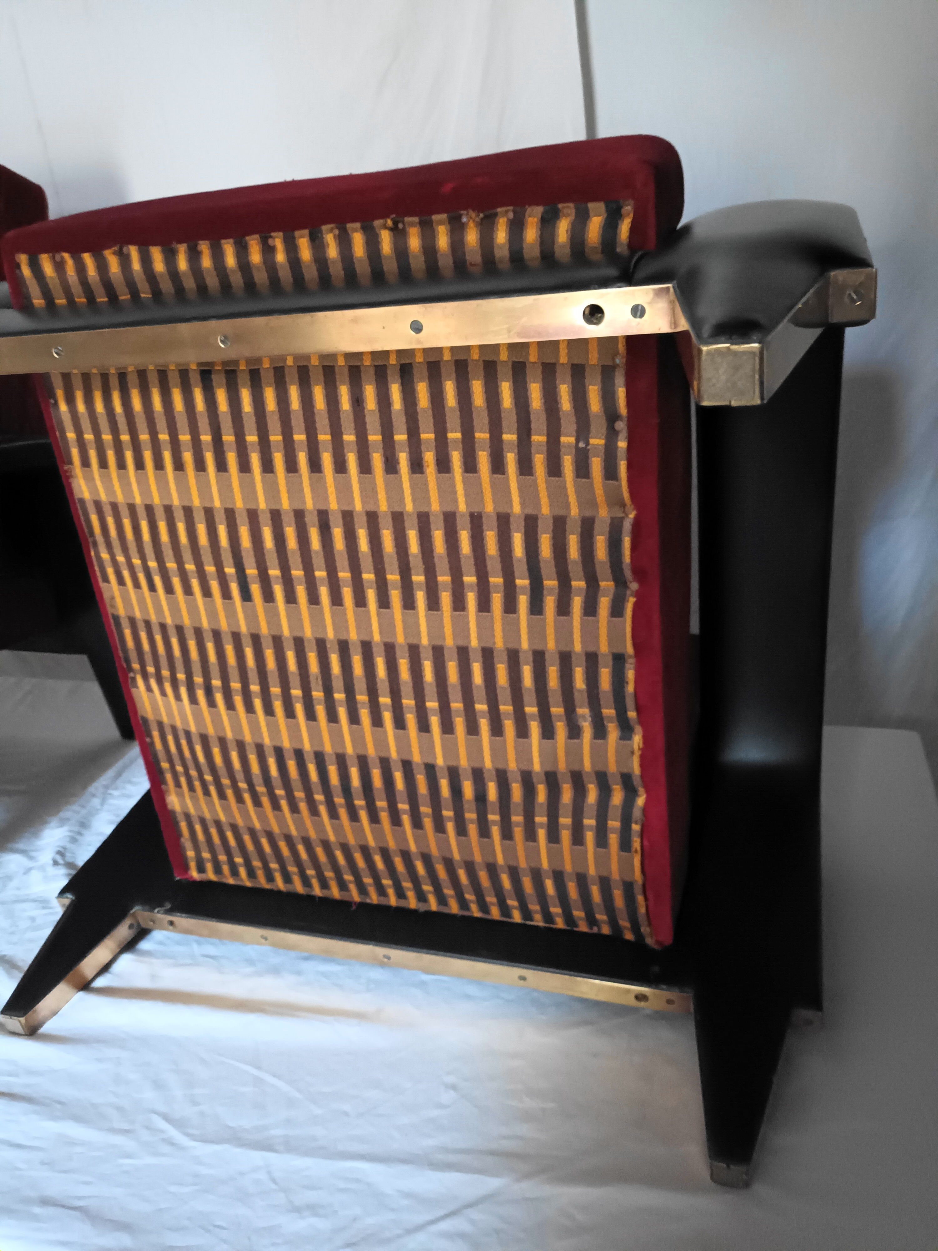 Pair of Italian club chair from the 50s