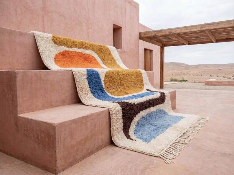 Beni Ourain Berber rug with colourful patterns, size 150 x 250 cm.