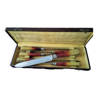 Set of 6 Art Deco "Diamond" table knives in bovine horn and stainless steel