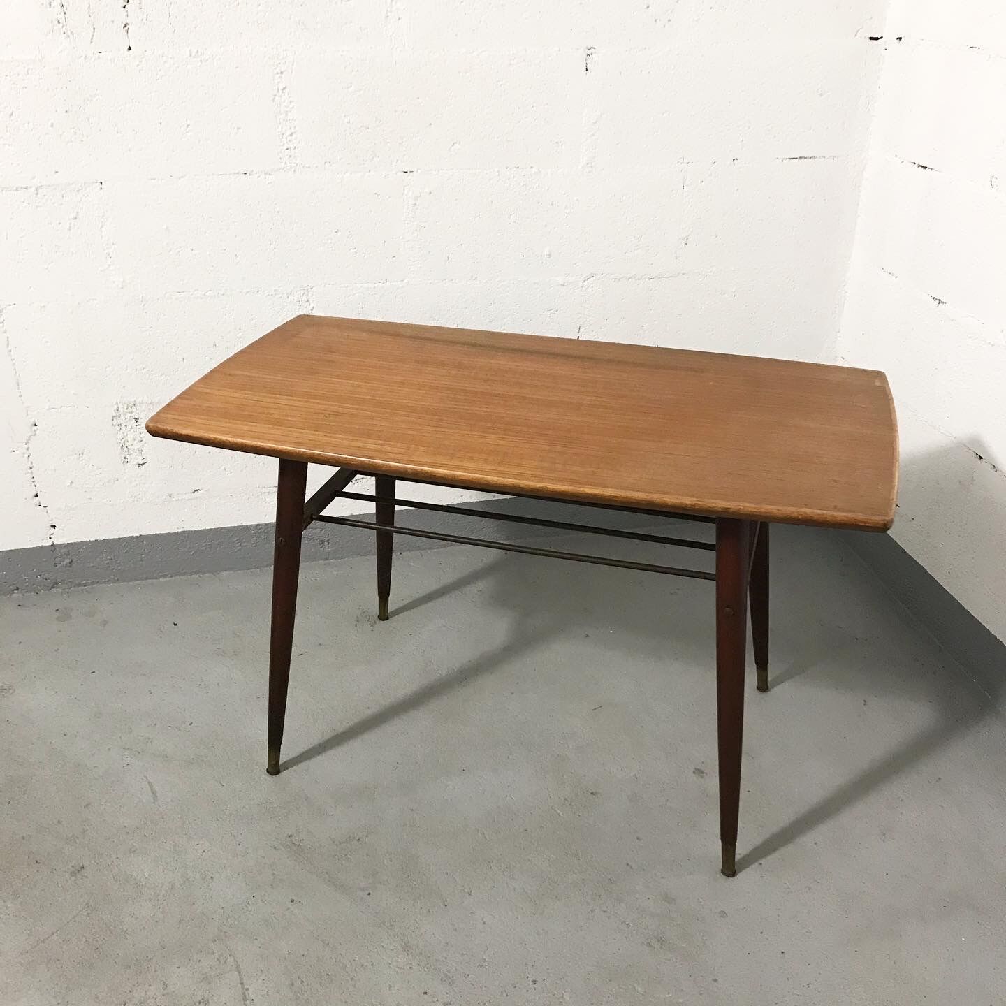 Table basse scandinave