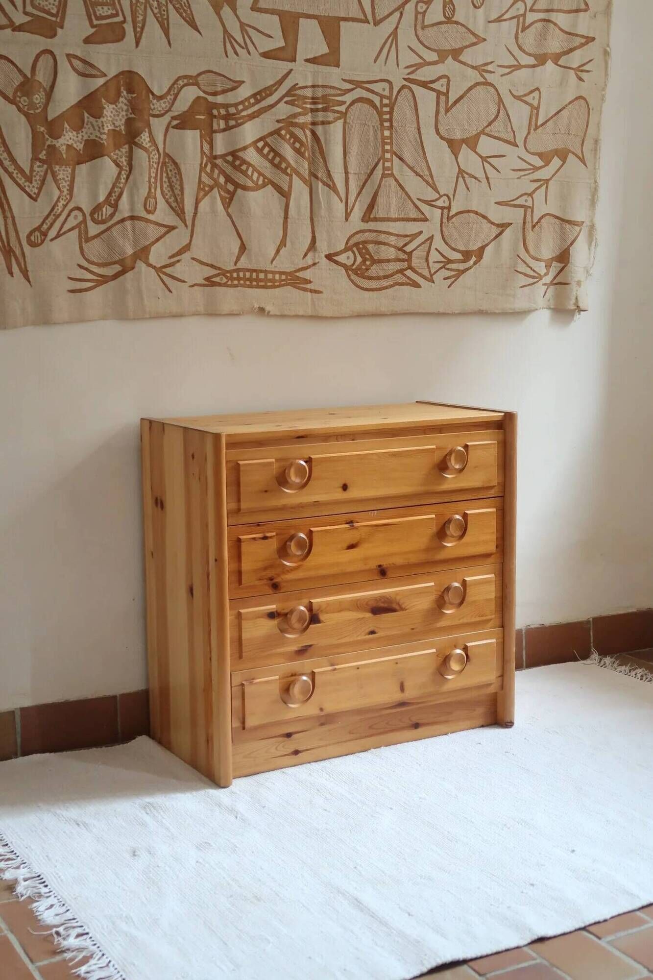 Chest of drawers with 4 drawers in solid pine, rustic mountain style, 1970s.
