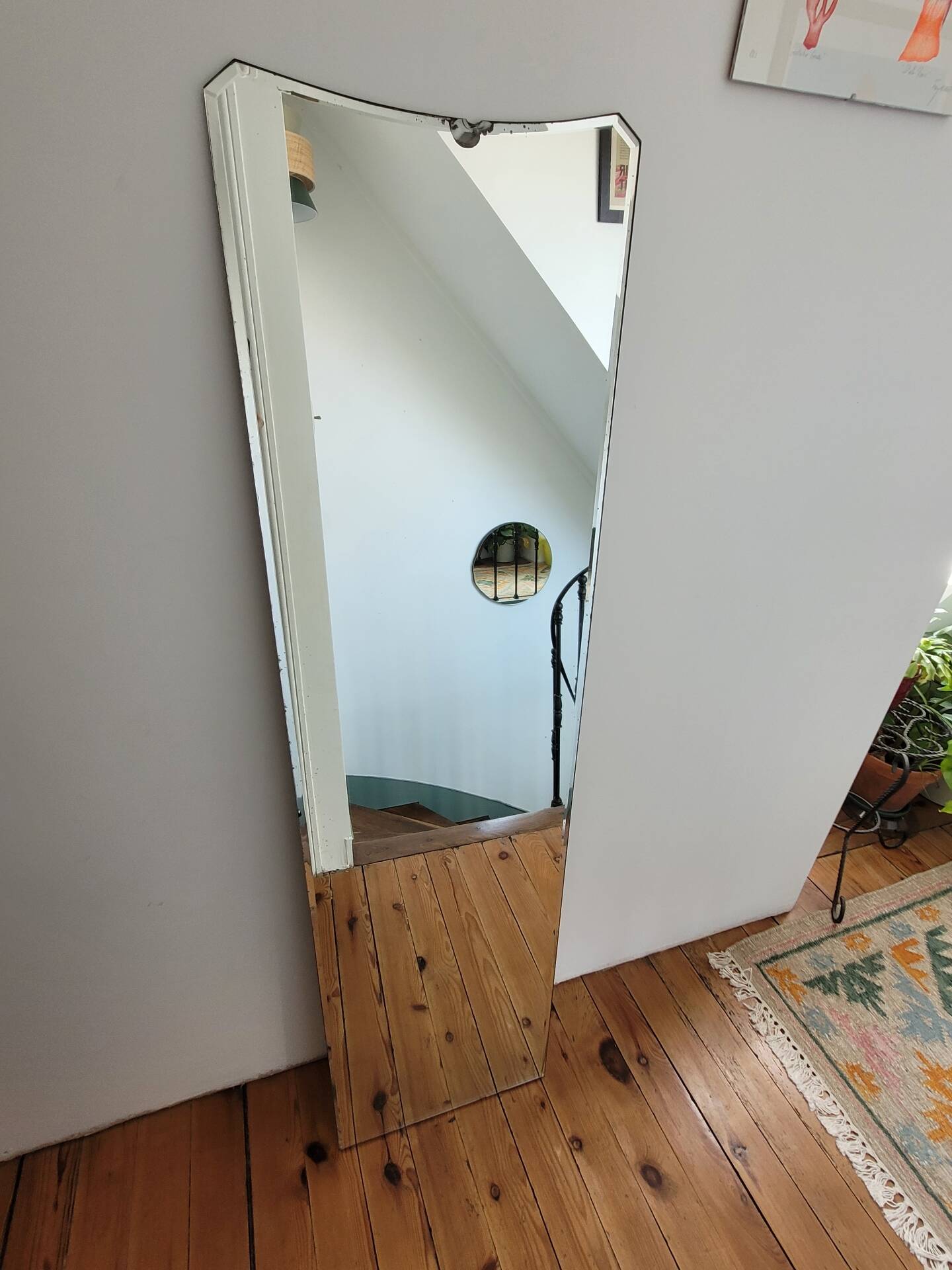 Miroir vertical biseauté