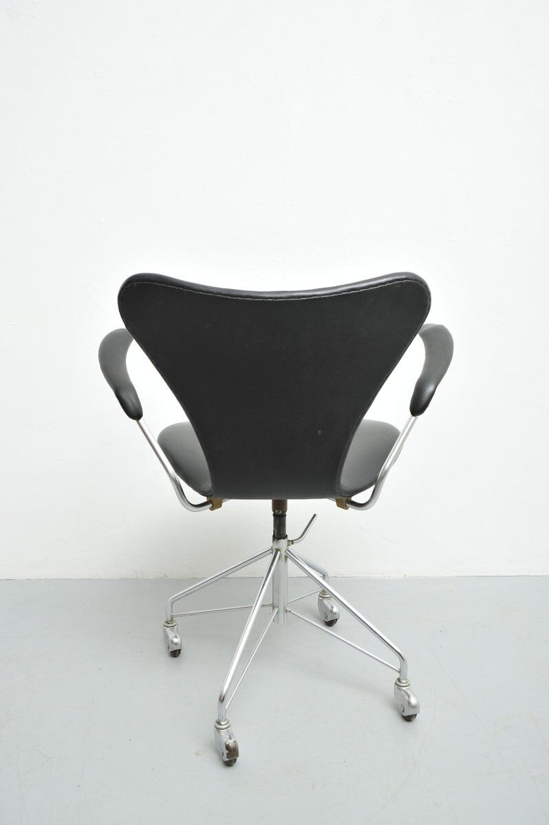 Swivel model 3217 desk chair by Arne Jacobsen for Fritz Hansen, 1950s