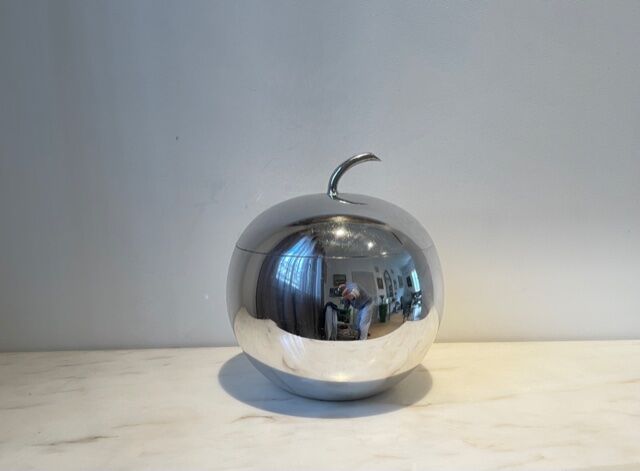 Silver metal ice bucket Apple brand Luxium 1970