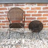 Fauteuil et table enfant anciens en rotin