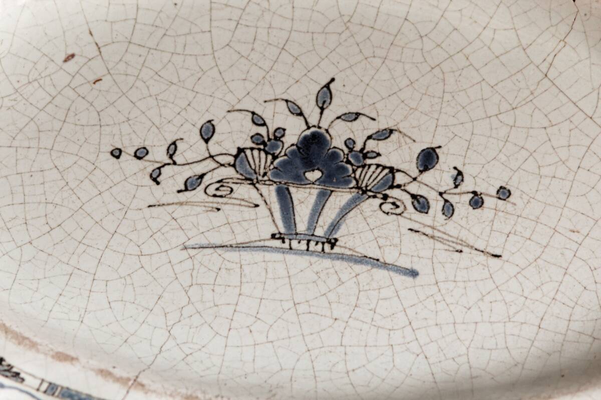 Rouen earthenware dish "black ass"