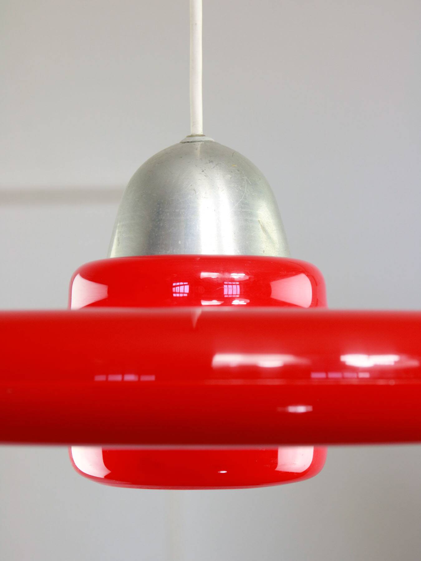 Space-Age Saucer Pendant in Red Plexiglas from Guzzini, 1960s