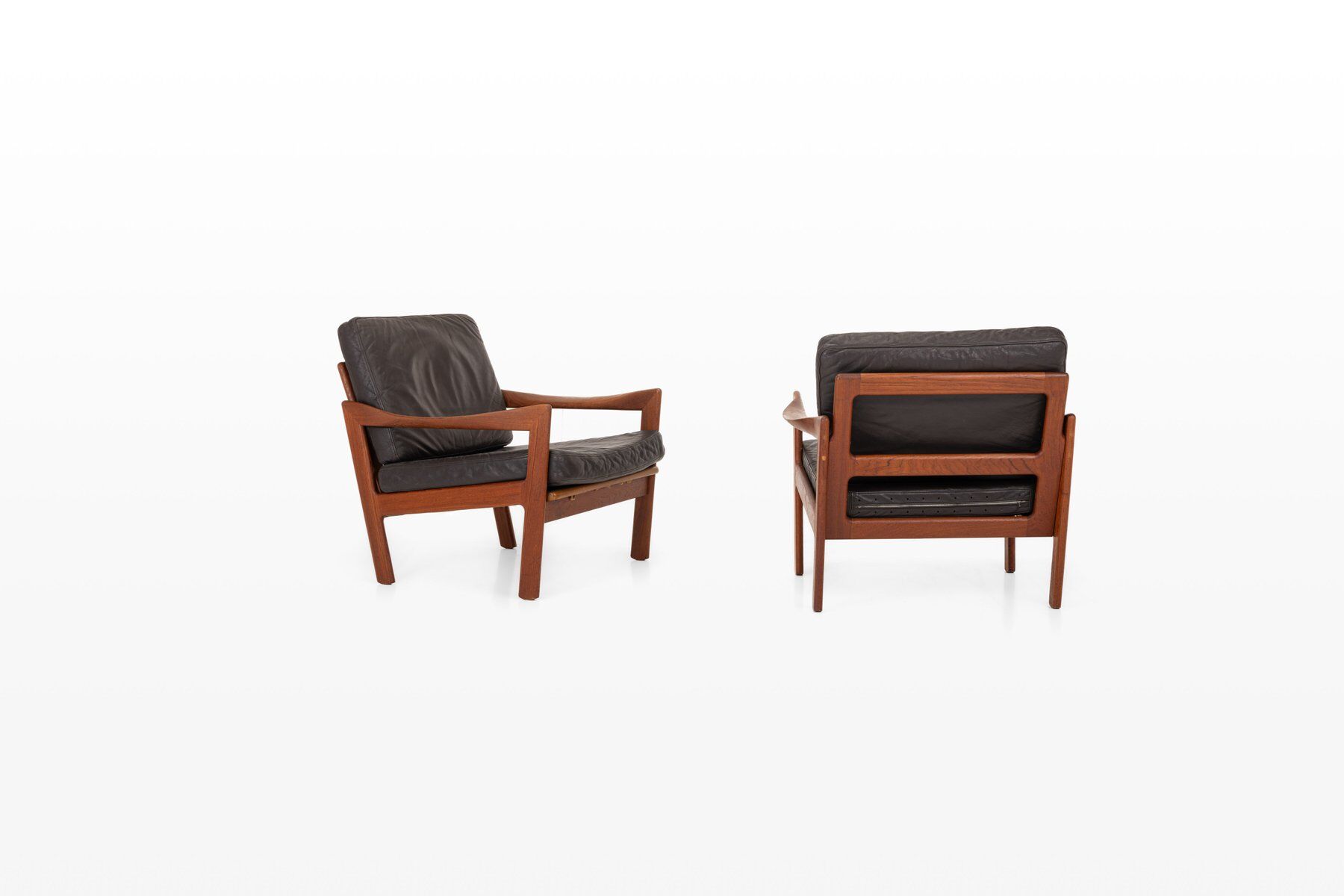 Vintage easy chairs by Illum Wikkelsø for Niels Eilersen, 1960s, set of 2