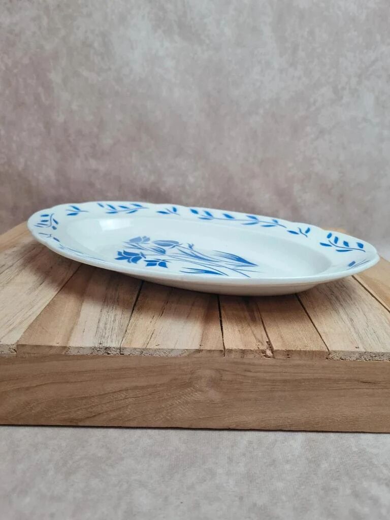 Antique oval plate Sarreguemines model Chambord