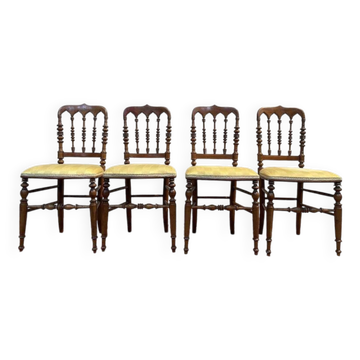 Suite de 4 chaises Napoléon III "Cathédrale"