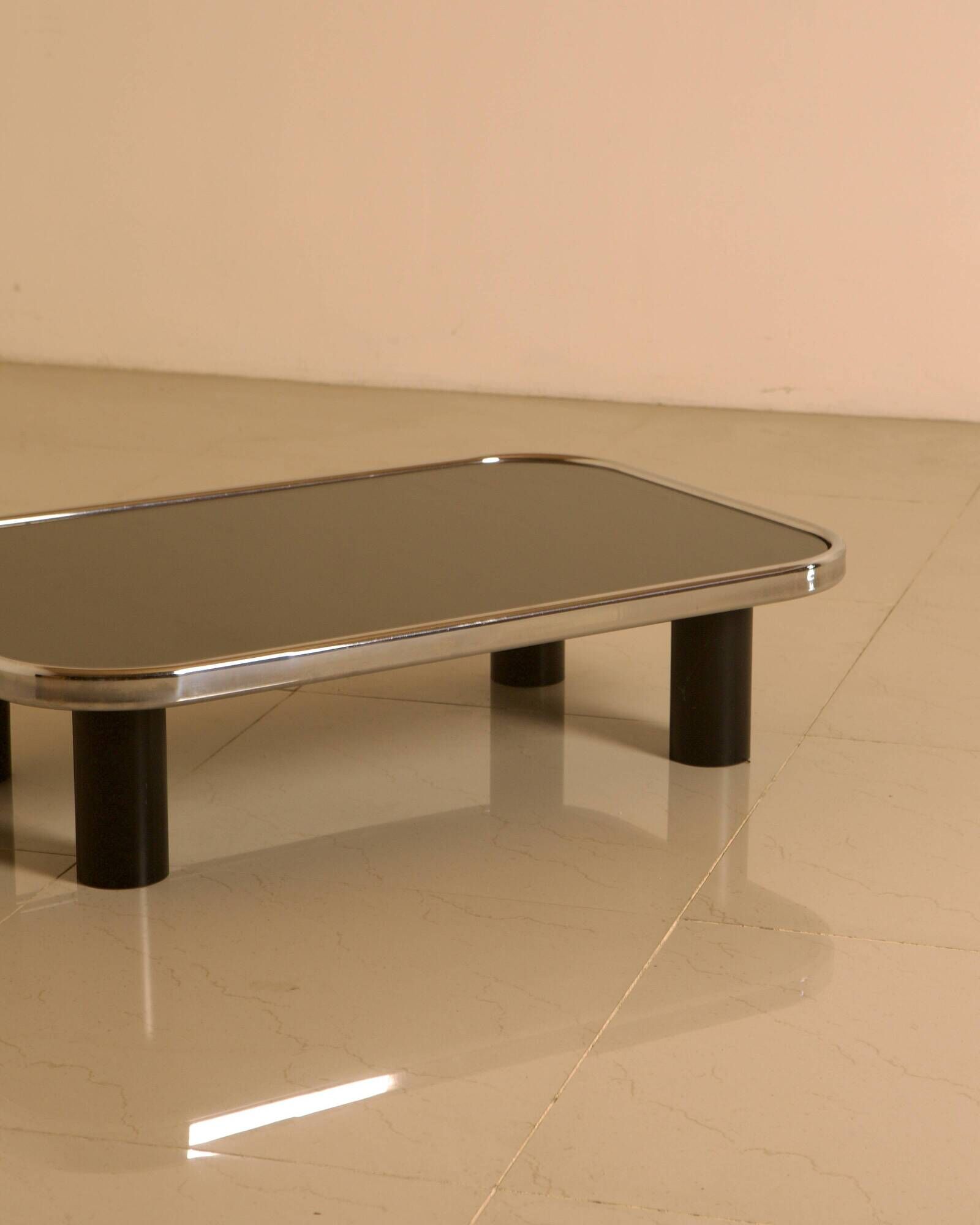 Italian coffee table from the 1970s, in the style of Willy Rizzo.