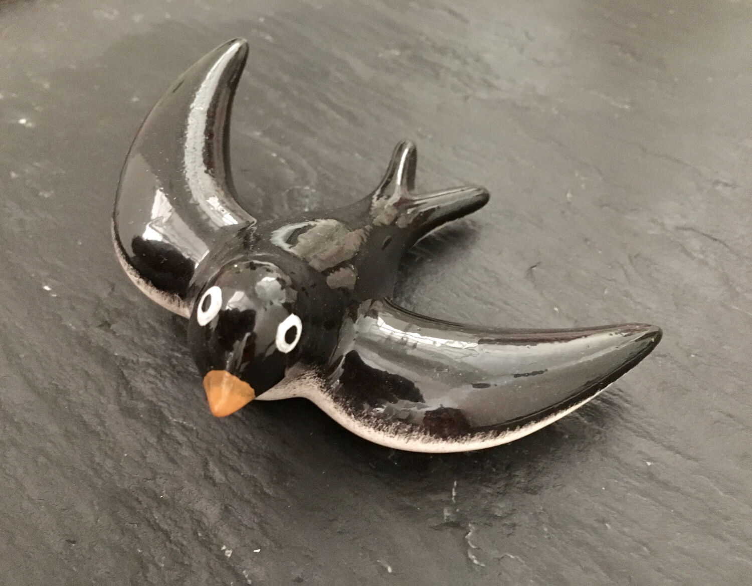 Lot of ceramic swallows