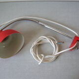 Articulated flexible desk lamp