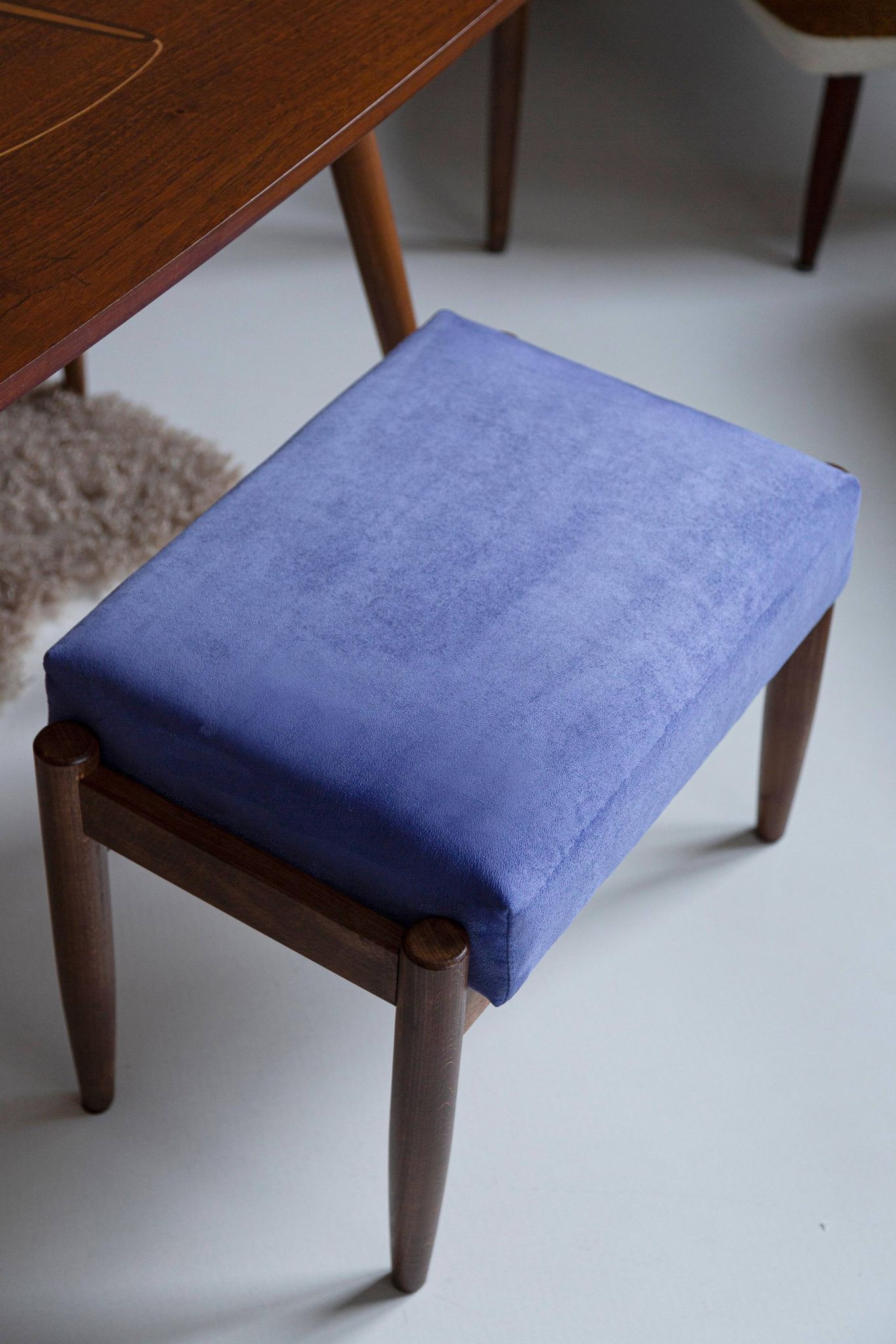 Vintage Violet Stool Mid-Century Violet, Edmund Homa, 1960s