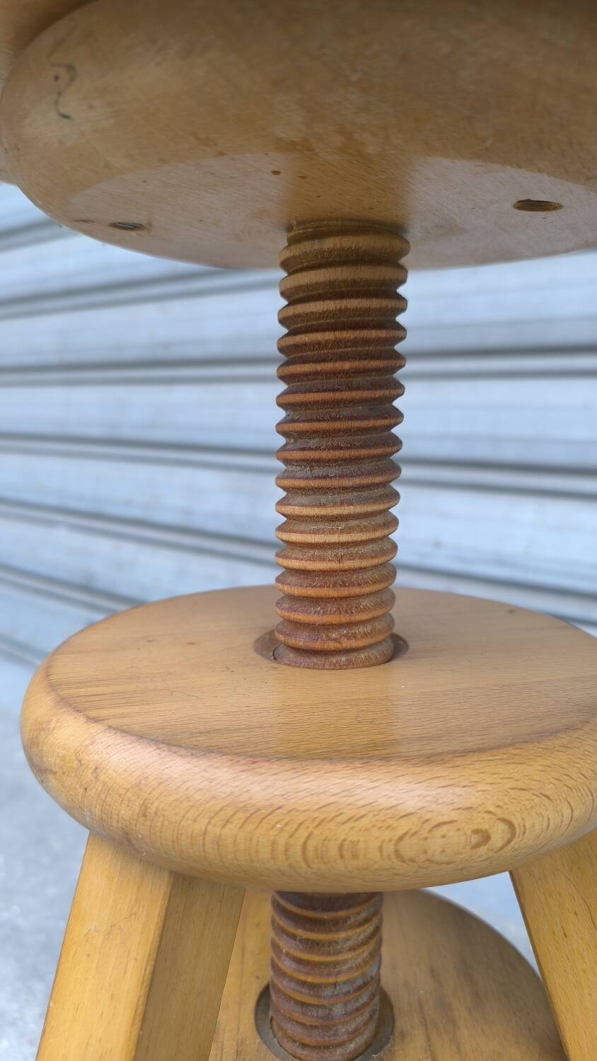 Watchmaker's stool with screw 1970