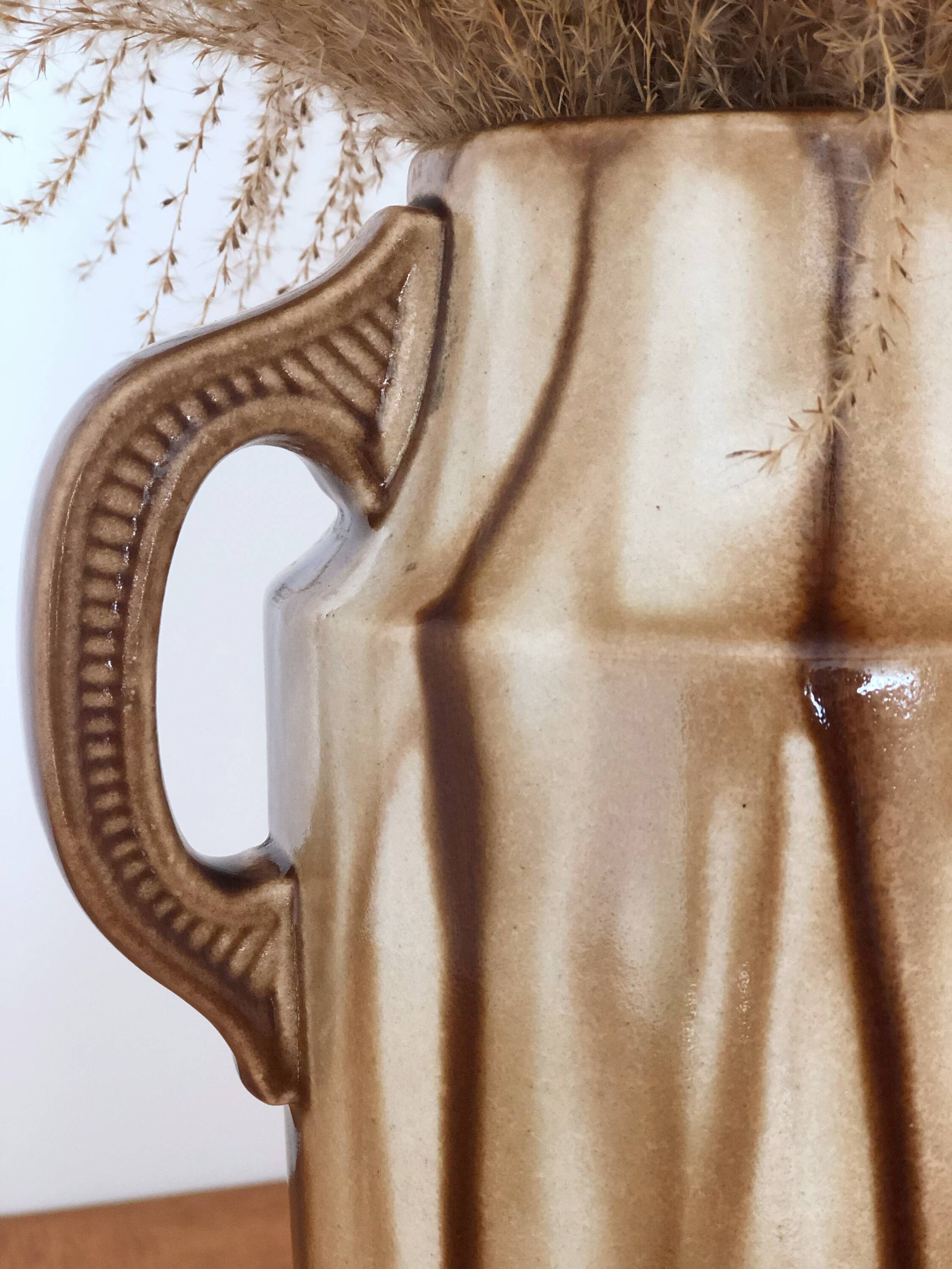 Art Deco slip vase, signed Louis Gueule