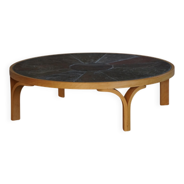 Table basse danoise moderne du milieu du 20e siècle, cadre en bois et plateau en céramique