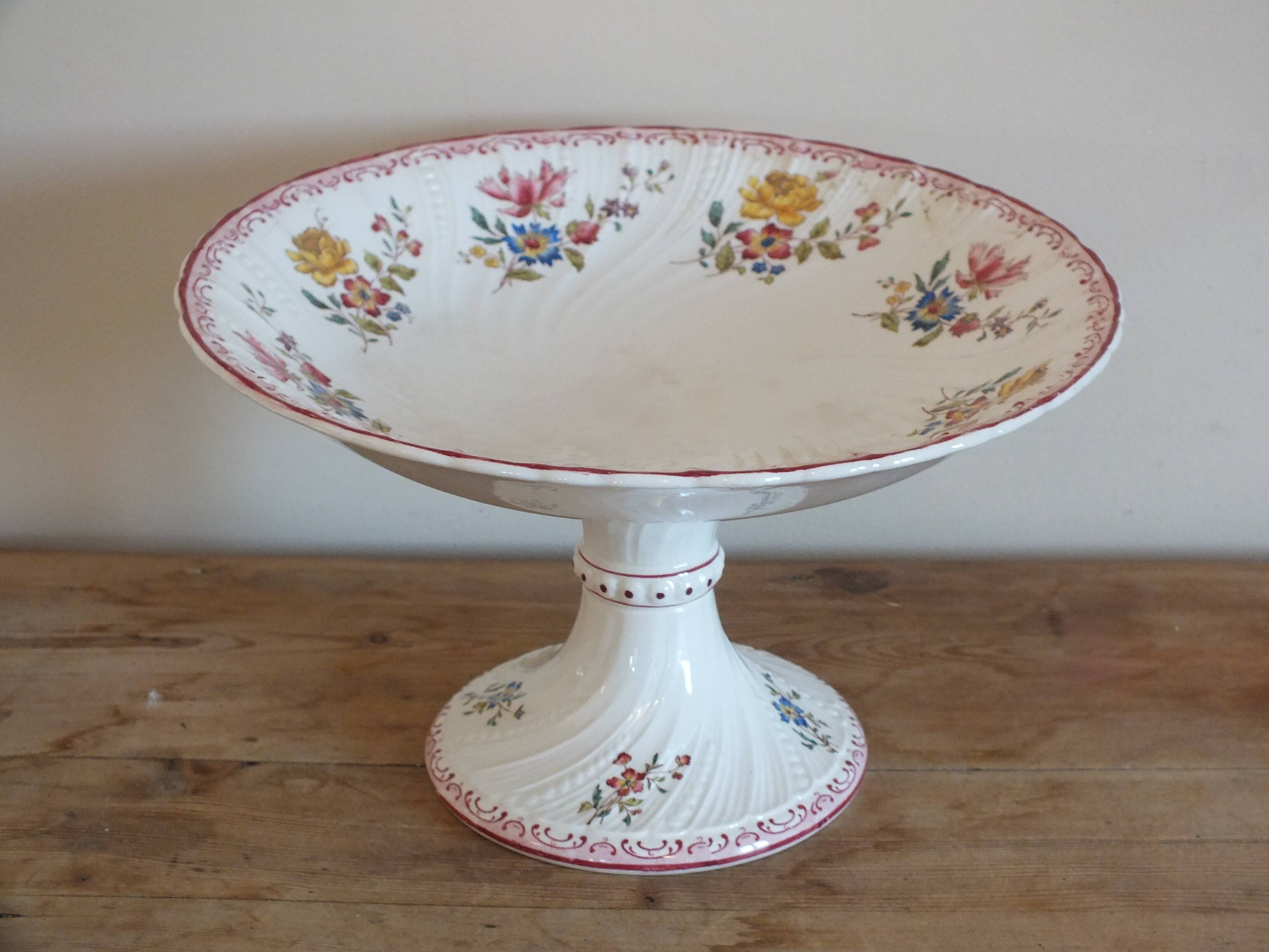 Old Sarreguemines display cup decor 19