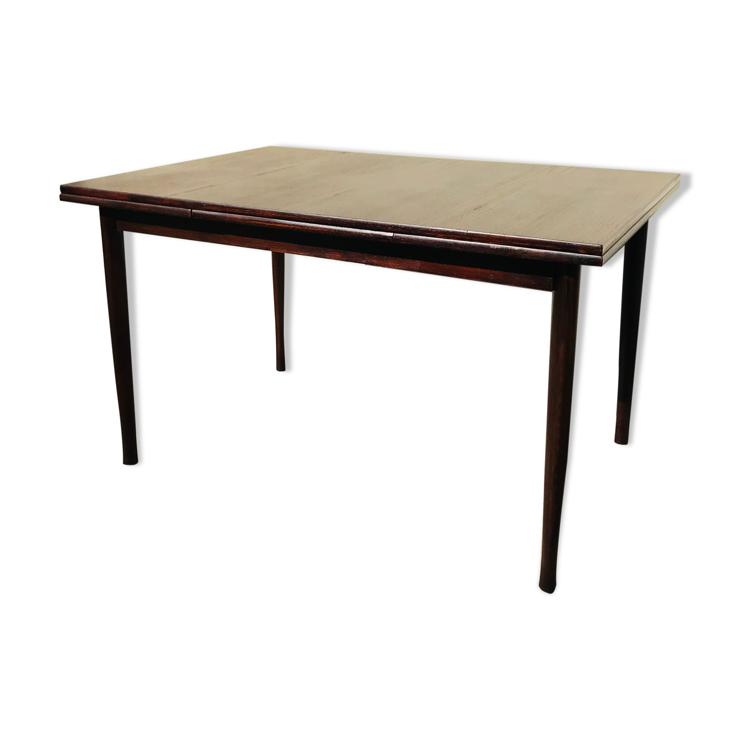 Extendable vintage dining table